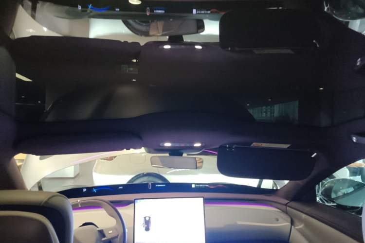 Used Xiaomi Auto YU7 2025 Ultra-Long Range All-Wheel Drive Pro Version Headliner