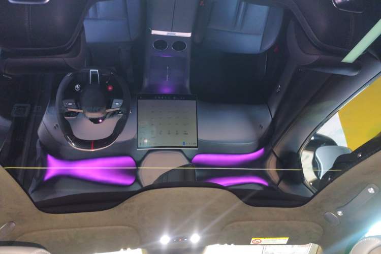 Used Xiaomi Auto YU7 2025 Ultra-Long Range High-Performance All-Wheel-Drive Max Edition Headliner