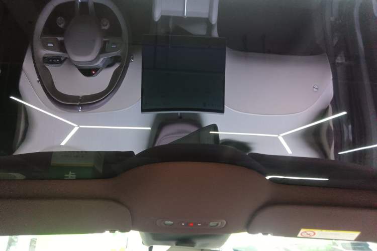 Used Xiaomi Auto YU7 2025 Ultra-Long Range Rear-Wheel Drive Version Headliner