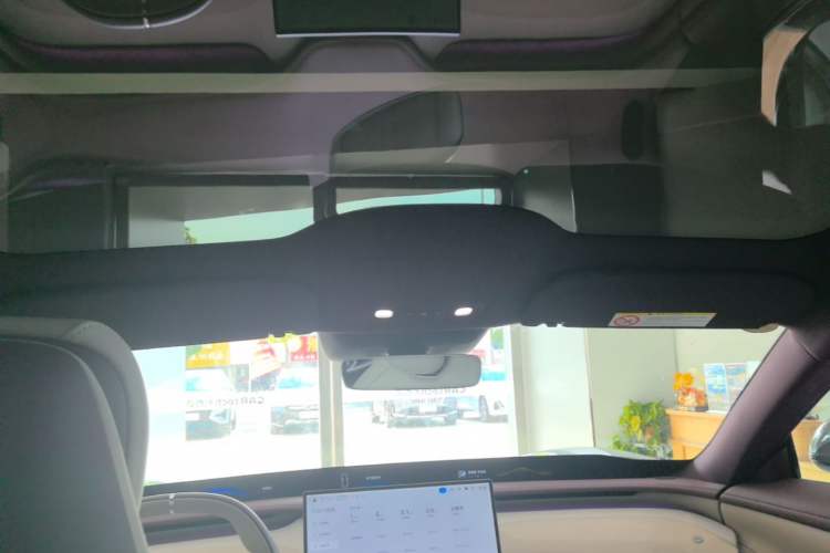 Used Xiaomi Auto YU7 2025 Ultra-Long Range Rear-Wheel Drive Version Headliner