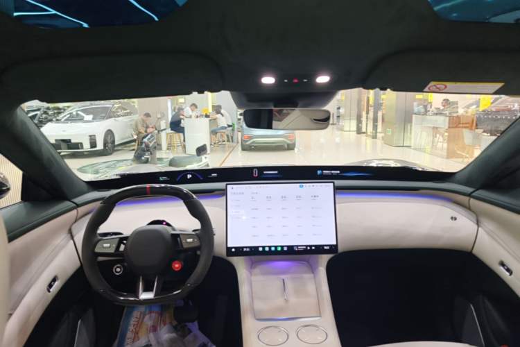 Used Xiaomi Auto YU7 2025 Ultra-Long Range High-Performance All-Wheel-Drive Max Edition Headliner