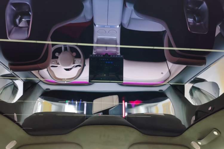 Used Xiaomi Auto YU7 2025 Ultra-Long Range High-Performance All-Wheel-Drive Max Edition Headliner