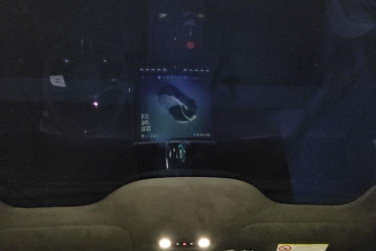 Used Xiaomi Auto YU7 2025 Ultra-Long Range High-Performance All-Wheel-Drive Max Edition Headliner
