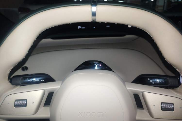 Used Xiaomi Auto YU7 2025 Ultra-Long Range Rear-Wheel Drive Version Instrument Cluster
