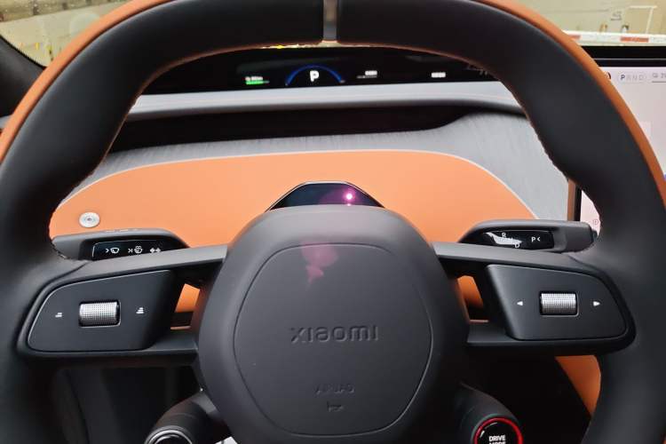Used Xiaomi Auto YU7 2025 Ultra-Long Range High-Performance All-Wheel-Drive Max Edition Instrument Cluster