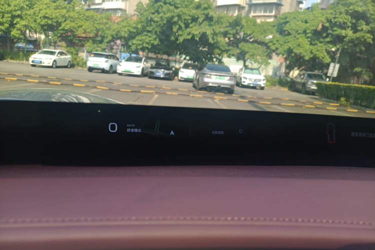 Used Xiaomi Auto YU7 2025 Ultra-Long Range Rear-Wheel Drive Version Instrument Cluster