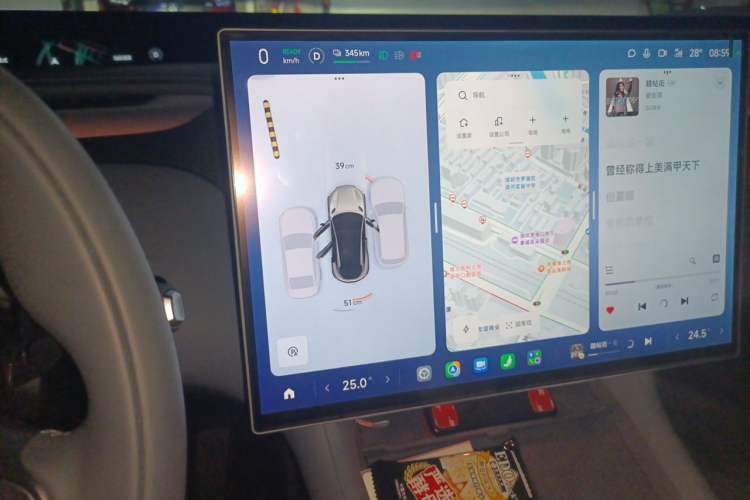Used Xiaomi Auto YU7 2025 Ultra-Long Range High-Performance All-Wheel-Drive Max Edition Instrument Cluster