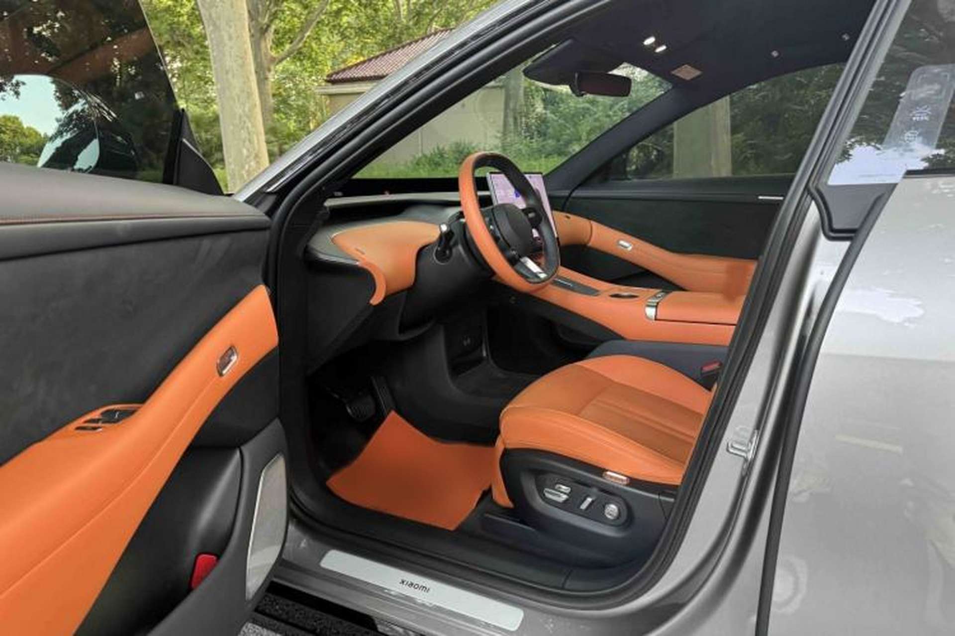 Used Xiaomi Auto YU7 2025 Ultra-Long Range Rear-Wheel Drive Version Interior 1