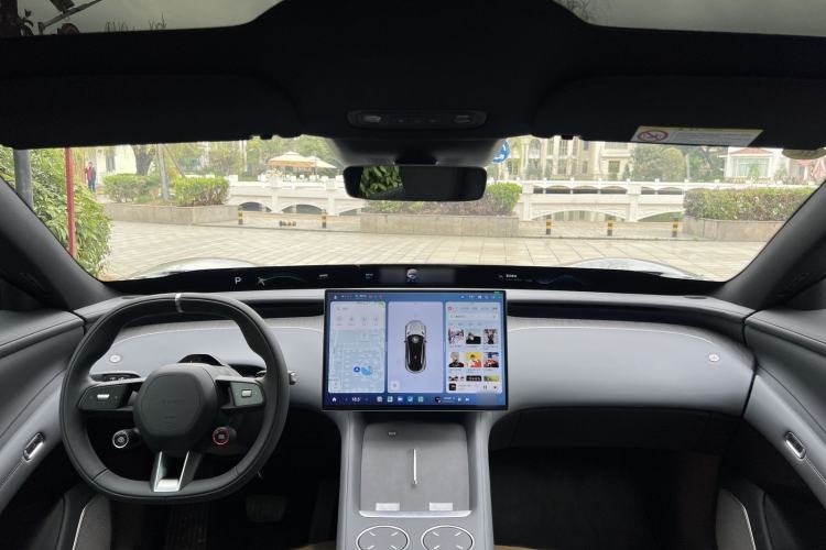 Used Xiaomi Auto YU7 2025 Ultra-Long Range Rear-Wheel Drive Version Interior 11