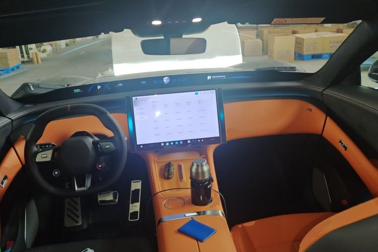 Used Xiaomi Auto YU7 2025 Ultra-Long Range All-Wheel Drive Pro Version Interior 2