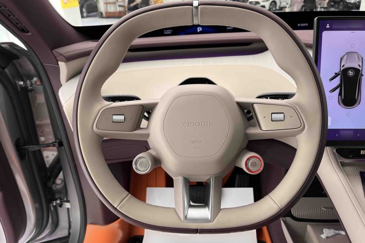 Used Xiaomi Auto YU7 2025 Ultra-Long Range Rear-Wheel Drive Version Interior 2