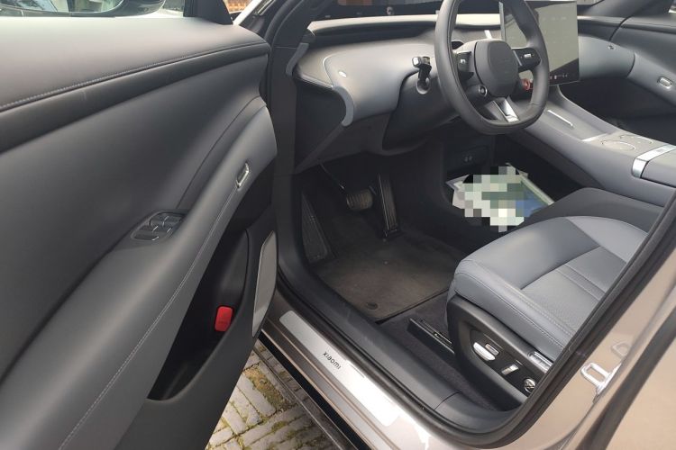 Used Xiaomi Auto YU7 2025 Ultra-Long Range All-Wheel Drive Pro Version Interior 3