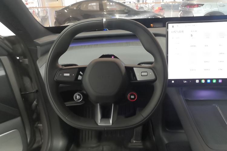 Used Xiaomi Auto YU7 2025 Ultra-Long Range Rear-Wheel Drive Version Interior 4