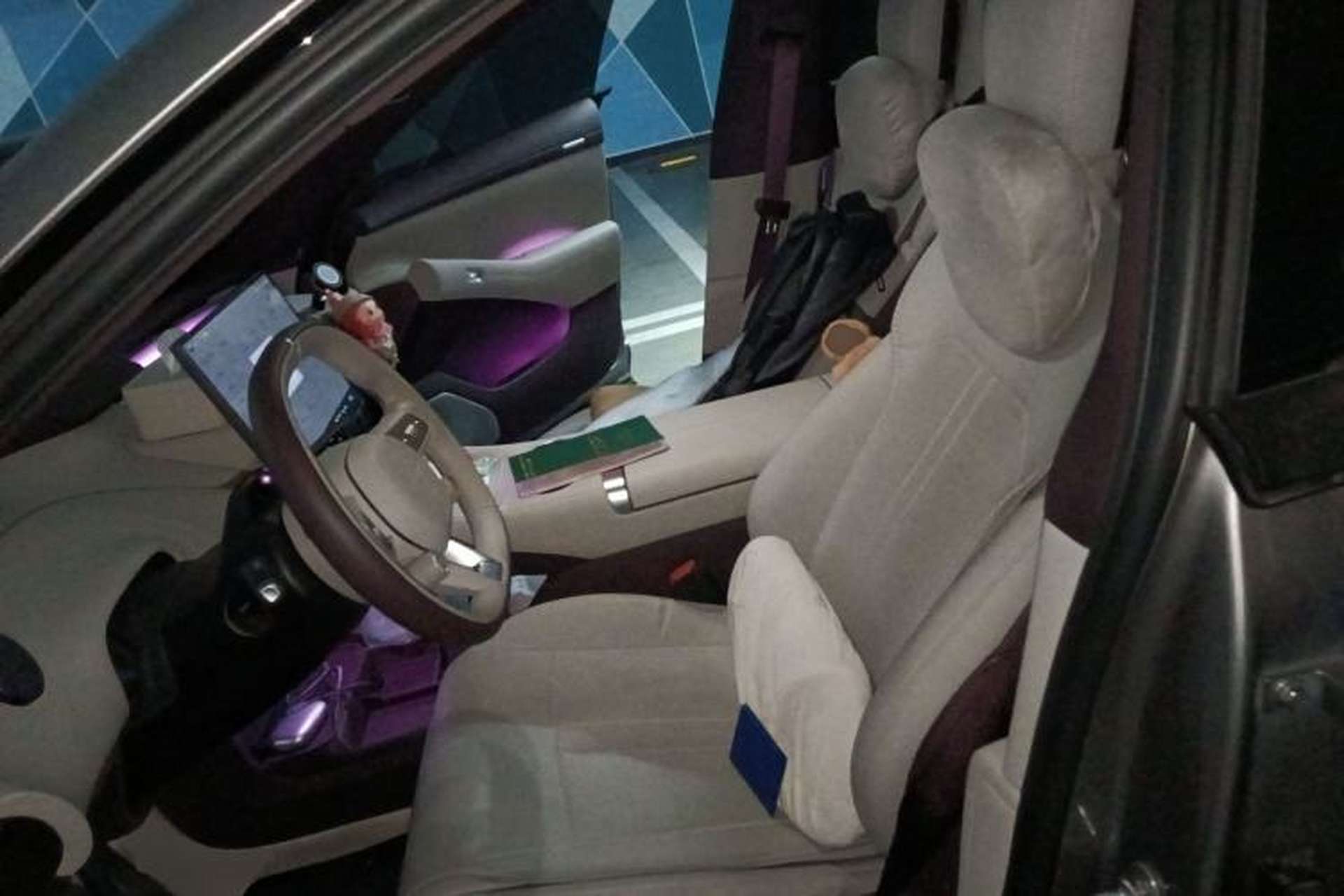 Used Xiaomi Auto YU7 2025 Ultra-Long Range Rear-Wheel Drive Version Left Front Seat