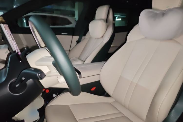 Used Xiaomi Auto YU7 2025 Ultra-Long Range Rear-Wheel Drive Version Left Front Seat