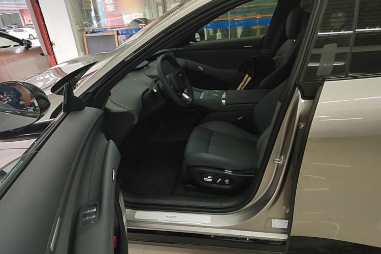 Used Xiaomi Auto YU7 2025 Ultra-Long Range Rear-Wheel Drive Version Left Front Seat