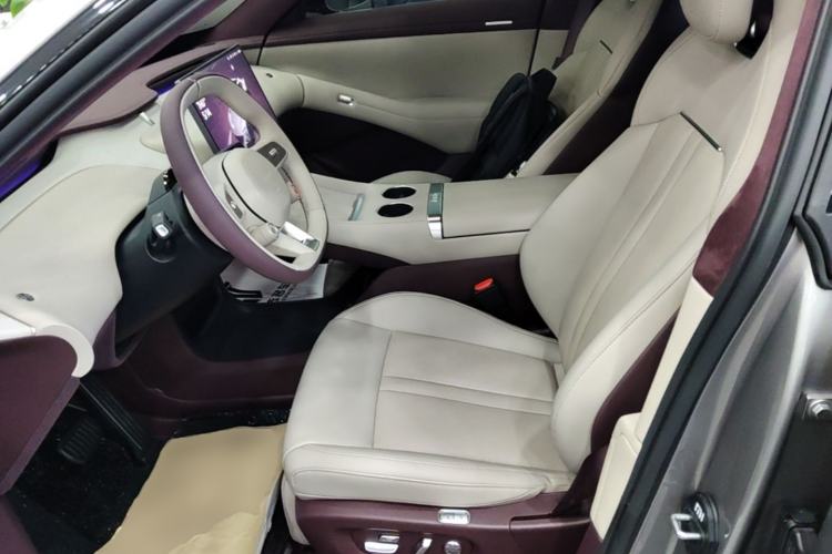 Used Xiaomi Auto YU7 2025 Ultra-Long Range High-Performance All-Wheel-Drive Max Edition Left Front Seat