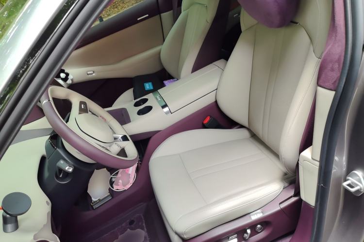 Used Xiaomi Auto YU7 2025 Ultra-Long Range High-Performance All-Wheel-Drive Max Edition Left Front Seat