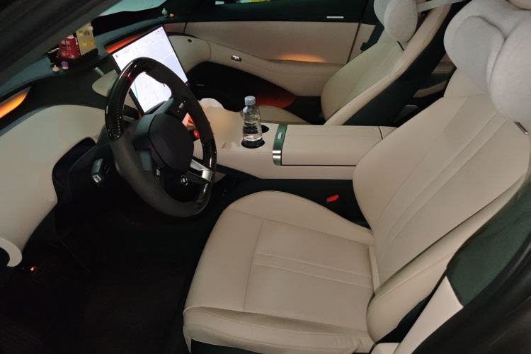 Used Xiaomi Auto YU7 2025 Ultra-Long Range High-Performance All-Wheel-Drive Max Edition Left Front Seat