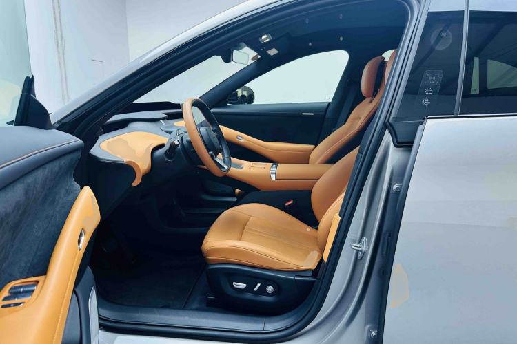 Used Xiaomi Auto YU7 2025 Ultra-Long Range Rear-Wheel Drive Version Left Front Seat