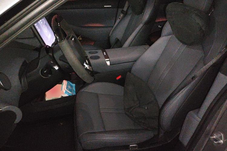 Used Xiaomi Auto YU7 2025 Ultra-Long Range High-Performance All-Wheel-Drive Max Edition Left Front Seat