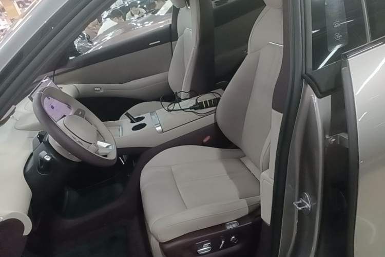 Used Xiaomi Auto YU7 2025 Ultra-Long Range All-Wheel Drive Pro Version Left Front Seat