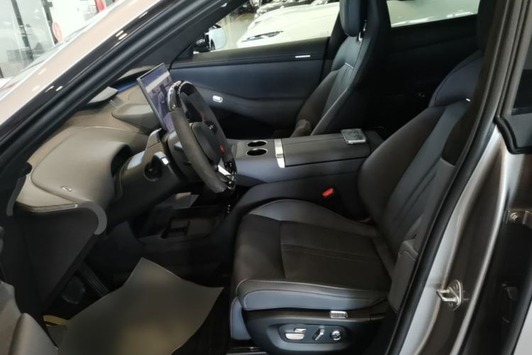 Used Xiaomi Auto YU7 2025 Ultra-Long Range High-Performance All-Wheel-Drive Max Edition Left Front Seat