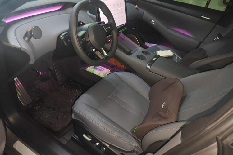 Used Xiaomi Auto YU7 2025 Ultra-Long Range Rear-Wheel Drive Version Left Front Seat
