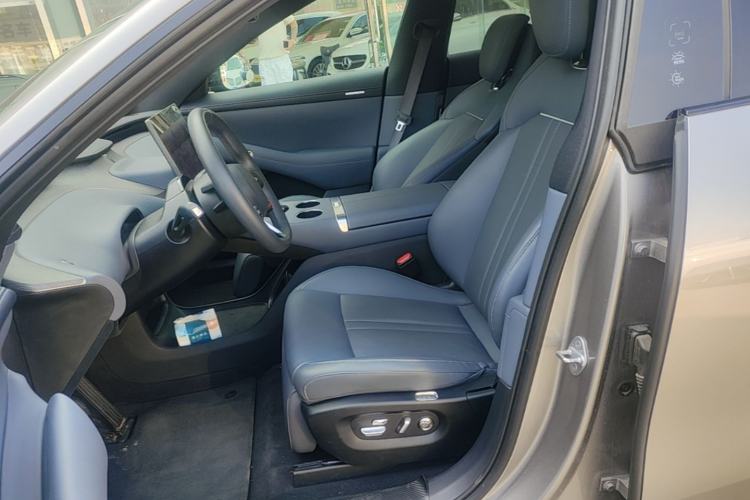 Used Xiaomi Auto YU7 2025 Ultra-Long Range Rear-Wheel Drive Version Left Front Seat
