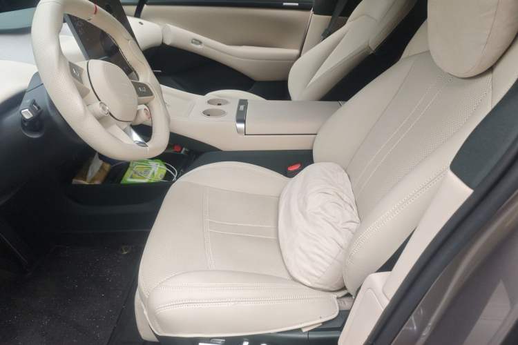 Used Xiaomi Auto YU7 2025 Ultra-Long Range All-Wheel Drive Pro Version Left Front Seat