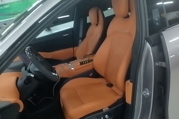 Used Xiaomi Auto YU7 2025 Ultra-Long Range High-Performance All-Wheel-Drive Max Edition Left Front Seat