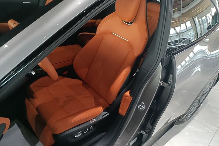Used Xiaomi Auto YU7 2025 Ultra-Long Range All-Wheel Drive Pro Version Left Front Seat