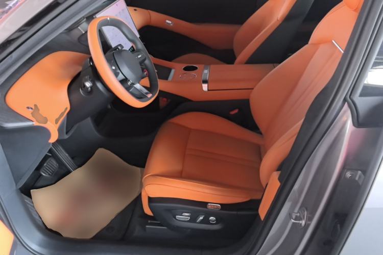 Used Xiaomi Auto YU7 2025 Ultra-Long Range High-Performance All-Wheel-Drive Max Edition Left Front Seat