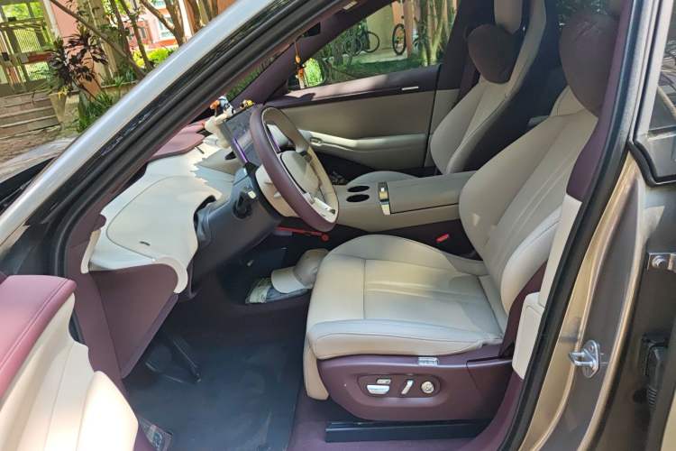 Used Xiaomi Auto YU7 2025 Ultra-Long Range All-Wheel Drive Pro Version Left Front Seat