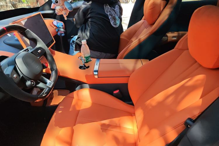 Used Xiaomi Auto YU7 2025 Ultra-Long Range High-Performance All-Wheel-Drive Max Edition Left Front Seat