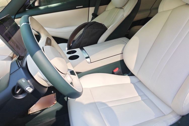 Used Xiaomi Auto YU7 2025 Ultra-Long Range All-Wheel Drive Pro Version Left Front Seat