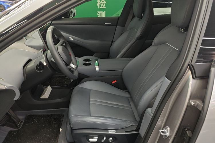 Used Xiaomi Auto YU7 2025 Ultra-Long Range Rear-Wheel Drive Version Left Front Seat
