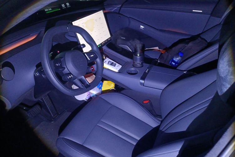 Used Xiaomi Auto YU7 2025 Ultra-Long Range High-Performance All-Wheel-Drive Max Edition Left Front Seat
