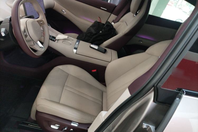 Used Xiaomi Auto YU7 2025 Ultra-Long Range All-Wheel Drive Pro Version Left Front Seat