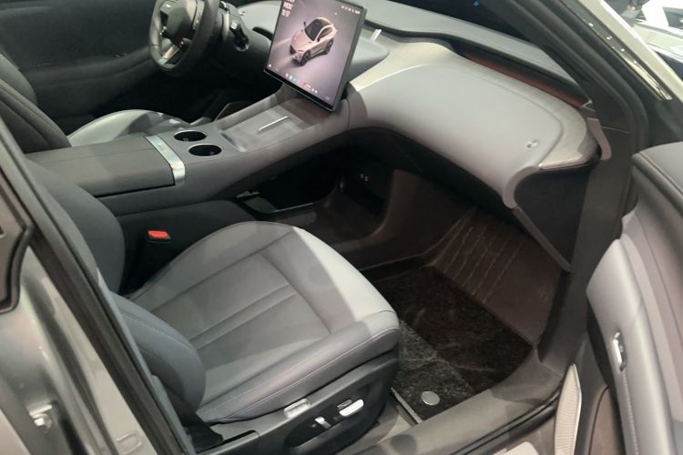 Used Xiaomi Auto YU7 2025 Ultra-Long Range Rear-Wheel Drive Version Left Front Seat