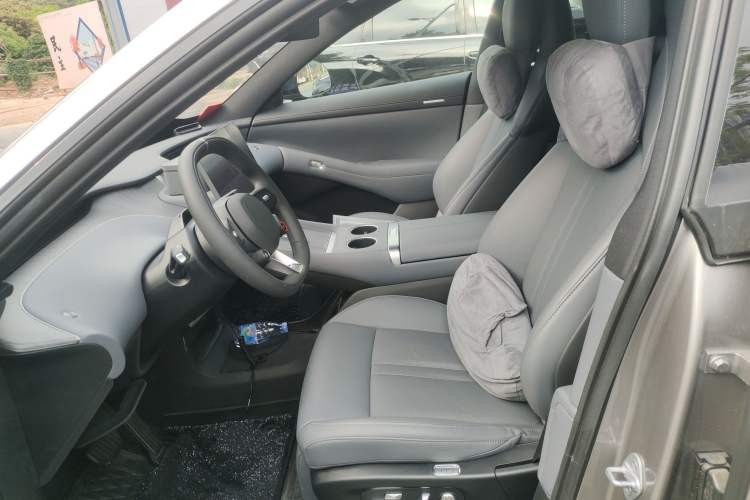 Used Xiaomi Auto YU7 2025 Ultra-Long Range Rear-Wheel Drive Version Left Front Seat