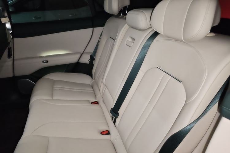 Used Xiaomi Auto YU7 2025 Ultra-Long Range Rear-Wheel Drive Version Left Rear Seat