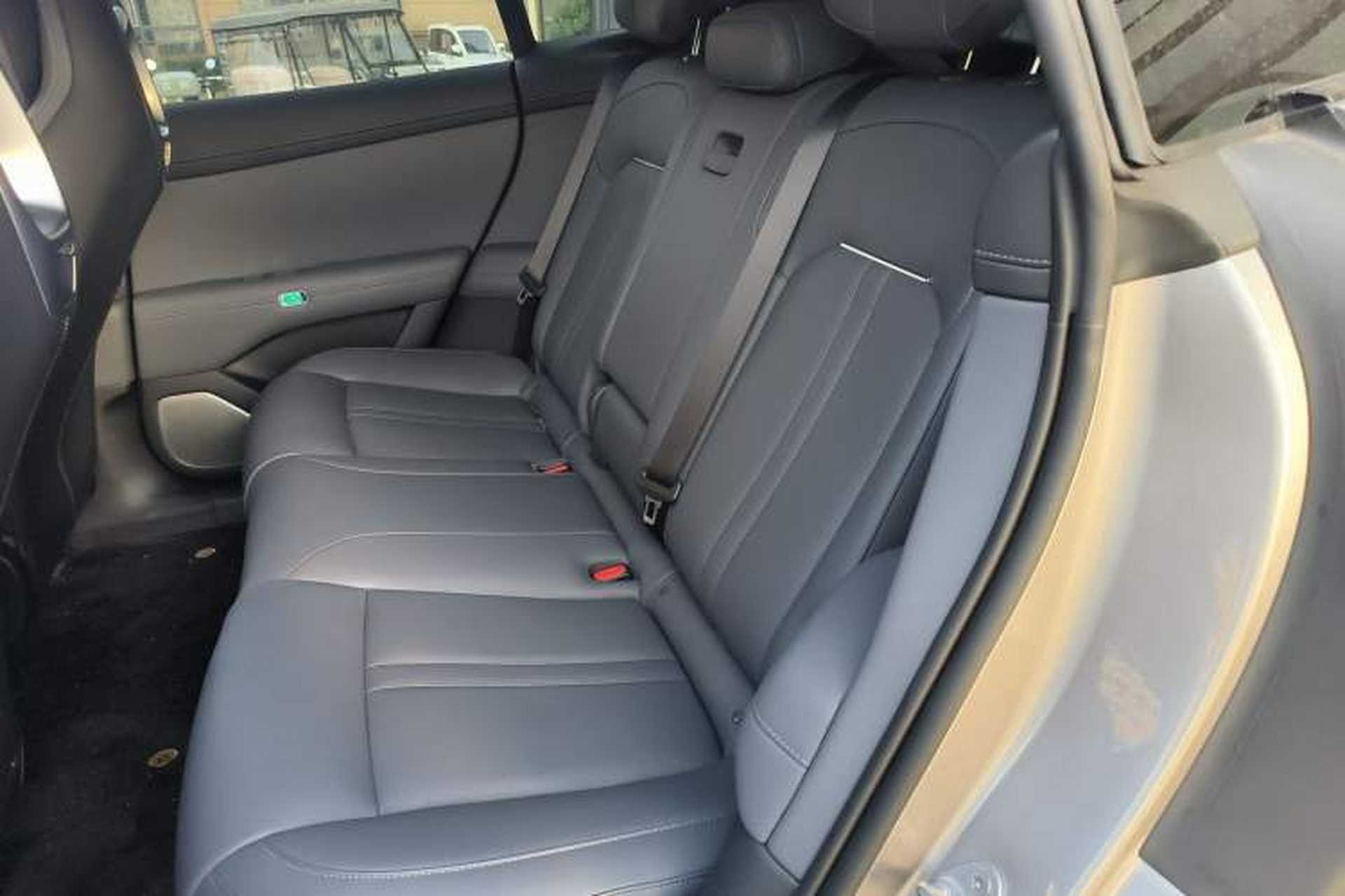 Used Xiaomi Auto YU7 2025 Ultra-Long Range Rear-Wheel Drive Version Left Rear Seat