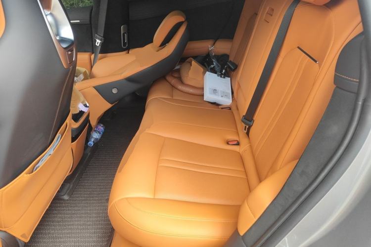 Used Xiaomi Auto YU7 2025 Ultra-Long Range High-Performance All-Wheel-Drive Max Edition Left Rear Seat