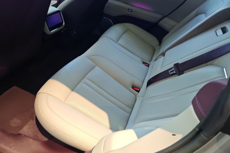 Used Xiaomi Auto YU7 2025 Ultra-Long Range All-Wheel Drive Pro Version Left Rear Seat