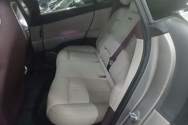 Used Xiaomi Auto YU7 2025 Ultra-Long Range All-Wheel Drive Pro Version Left Rear Seat
