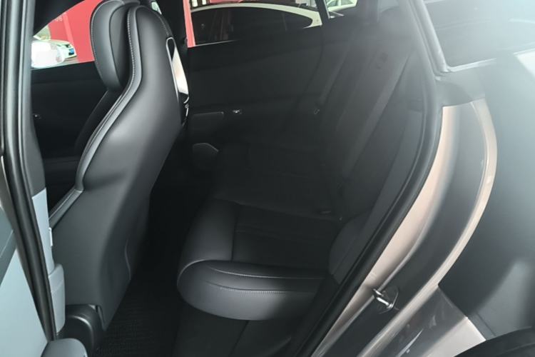 Used Xiaomi Auto YU7 2025 Ultra-Long Range Rear-Wheel Drive Version Left Rear Seat