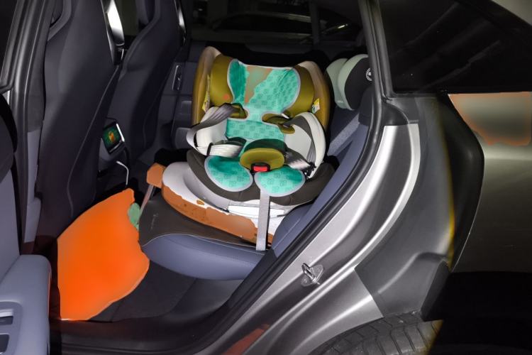 Used Xiaomi Auto YU7 2025 Ultra-Long Range High-Performance All-Wheel-Drive Max Edition Left Rear Seat