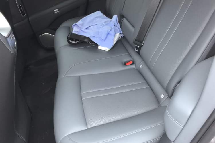 Used Xiaomi Auto YU7 2025 Ultra-Long Range Rear-Wheel Drive Version Left Rear Seat