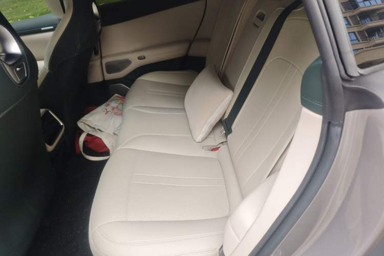 Used Xiaomi Auto YU7 2025 Ultra-Long Range All-Wheel Drive Pro Version Left Rear Seat
